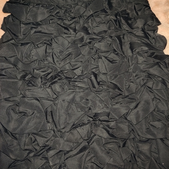 ❤️ Little Black Dress - Picture 3 of 8